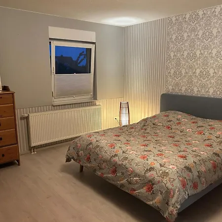 Haus Am Stadtrand Von Berlin